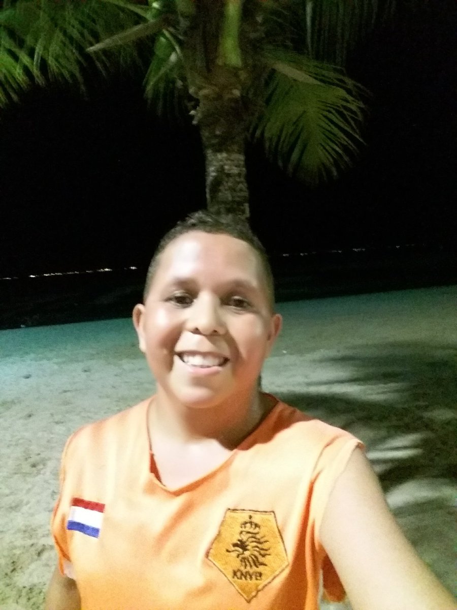RudineiTotti10's tweet photo. O que é o que é ser baiano?

 Pessoa trabalhadora, digna, alegre, de caráter, que luta pelos seus ideais. Pessoa cheia de cultura, história,batuqueiro e praieiro .

Baiano sim senhor com muito orgulho ! #baiano #baianoéoutronível #bahia #praieiro #itacaranha  #terramãedobrasil https://t.co/5Kk2R7NeB2