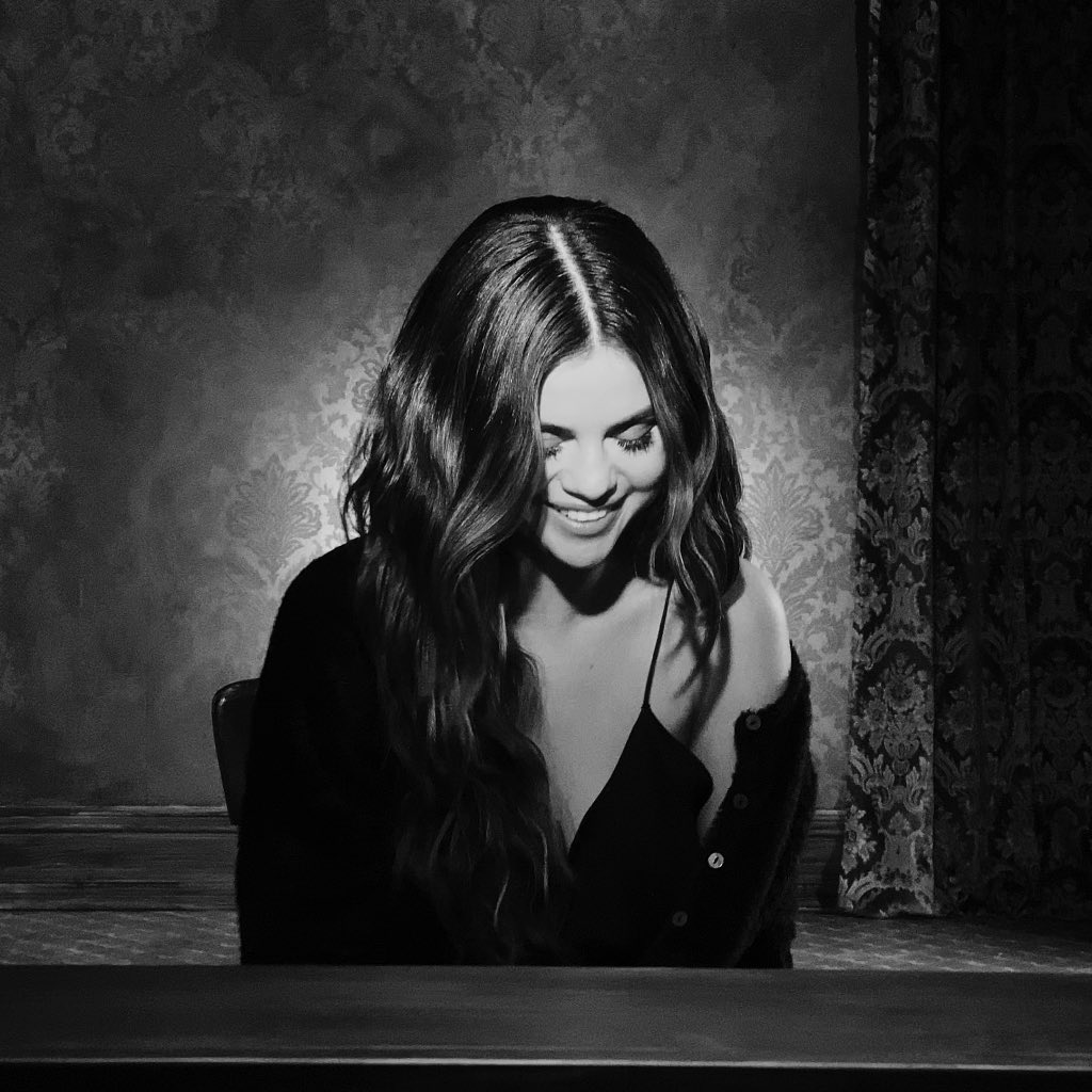 Selena Gomez On Spotify ๐ (@selgonspotify) on Twitter photo โLose You To Love Meโ by <a href="/selenagomez/">Selena Gomez</a> had its BIGGEST streaming day since 2020, with 679,550 streams on Spotify yesterday (03/01). โLose You To Love Meโ by <a href="/selenagomez/">Selena Gomez</a> had its BIGGEST streaming day since 2020, with 679,550 streams on Spotify yesterday (03/01).
