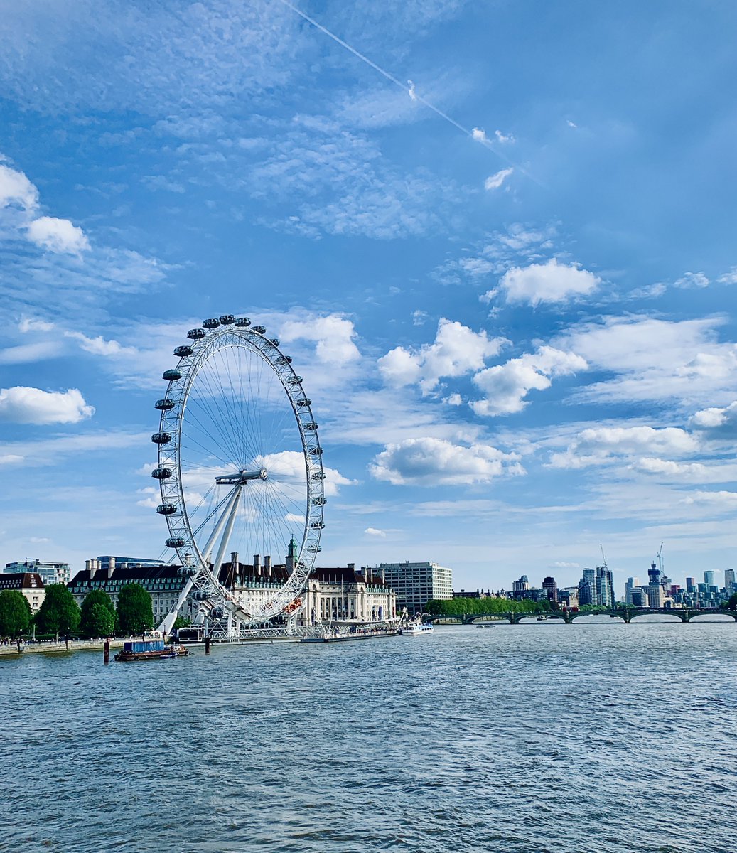 Than Khine tweet media