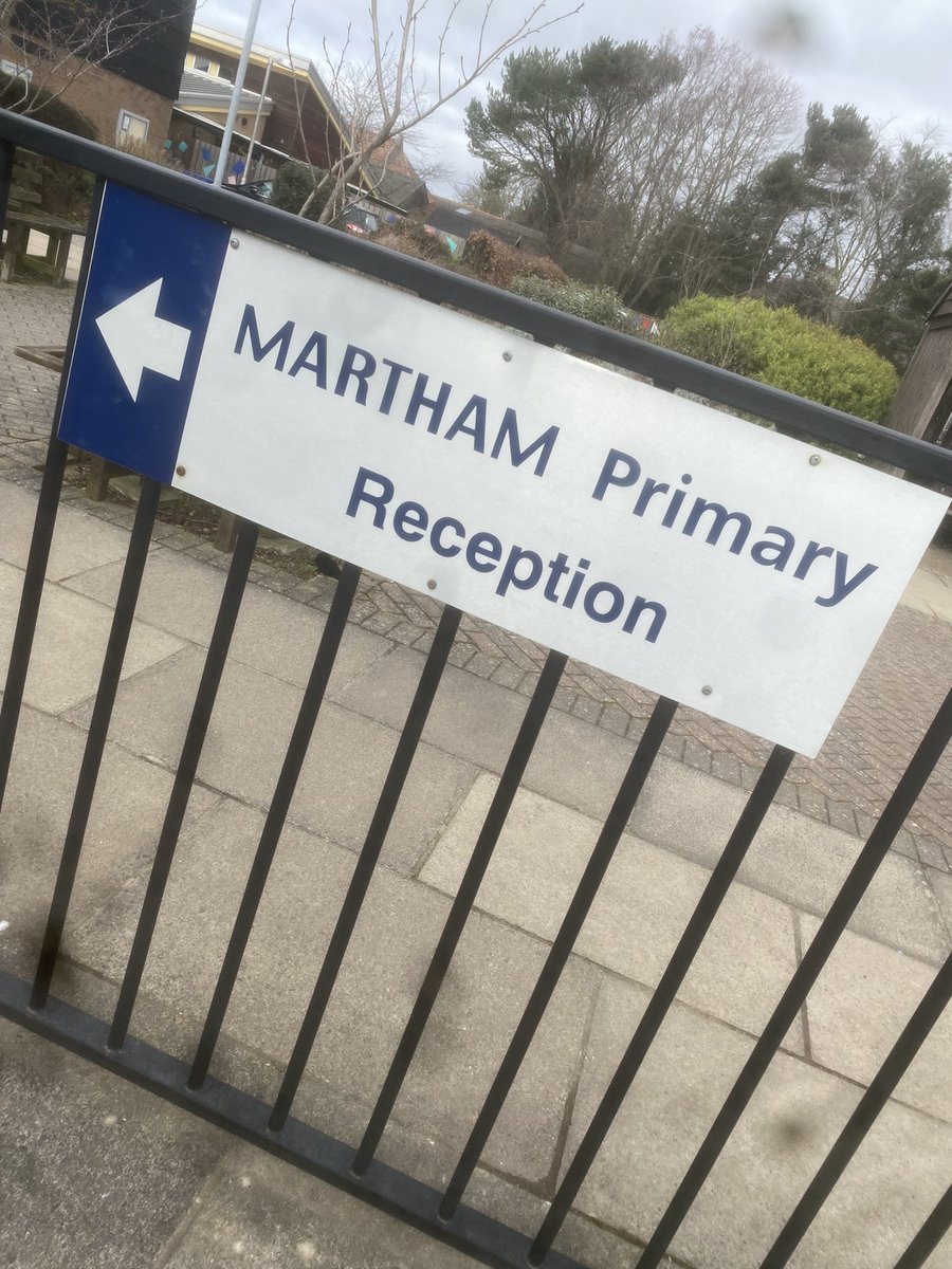 Jasonenriched's tweet photo. This afternoon @MarthamAcademy
Mapping 🌎
Installing 🔨
#orienteeing #activelearning #outdoorlearning #OAT #WeWillExplore @enrichedu https://t.co/Xysn0r4SAv