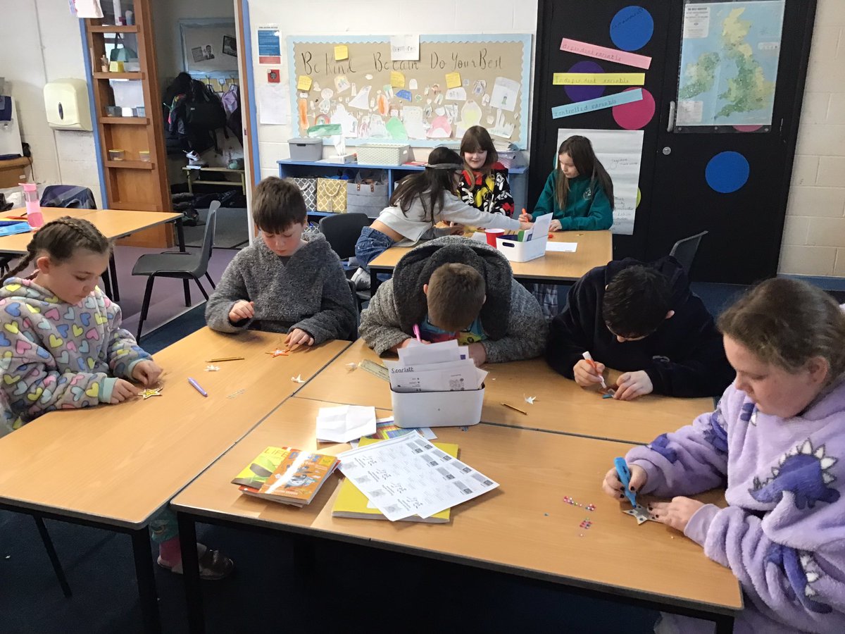 #WorldBookDay2023 I shared the story Space Tortoise by <a href="/mossmontmomery/">Ross Montgomery</a> and <a href="/dc_litchfield/">David Litchfield</a> with 7 classes, we made stars to hang in our rooms. A lovely day full of stories!