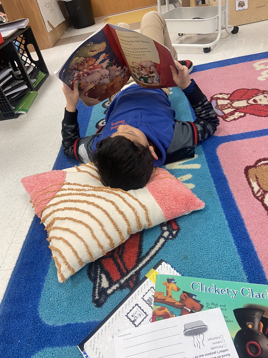#ReadingGroup today in #SecondGradeELAR. After snapping the first picture, I noticed someone comfortably reading in his workstation. I love it!♥️ @HinesCaldwellES @DarceleLofton @KhuatMrs @MrsDstigers