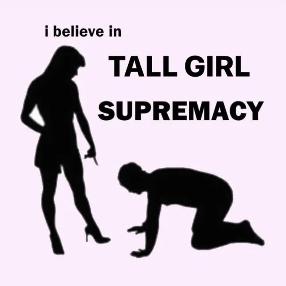 good morning and happy Tall Girl Thursday to all those celebrating today☀️🤎