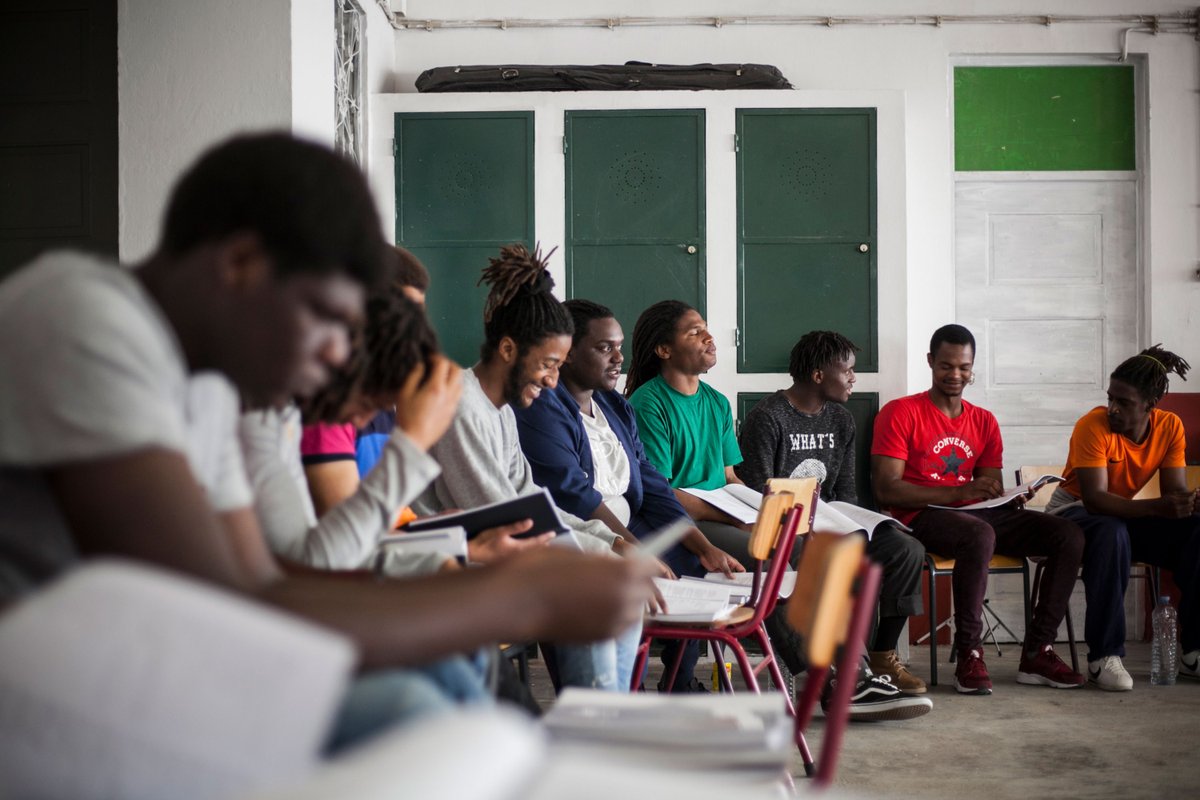 💭 Where does #CoCreation fit into #European #CulturalPolicy? 

🇪🇺 Check out the #EU policy recommendations from the #TractionEU project at co-art.eu.

🔗co-art.eu/content/files/…