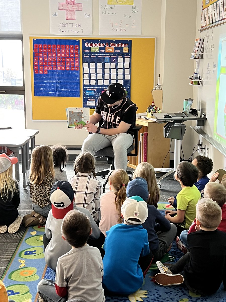 Mr. Ryan, 

Thank you so much for coming in and reading to us!! We had so much fun reading “Hop on Pop” with you!📖

Good luck this season from the littlest @MSXLions of room 103! ⚾️❤️

@CVHSDC 
@FlyCVEagles 
#CVProud