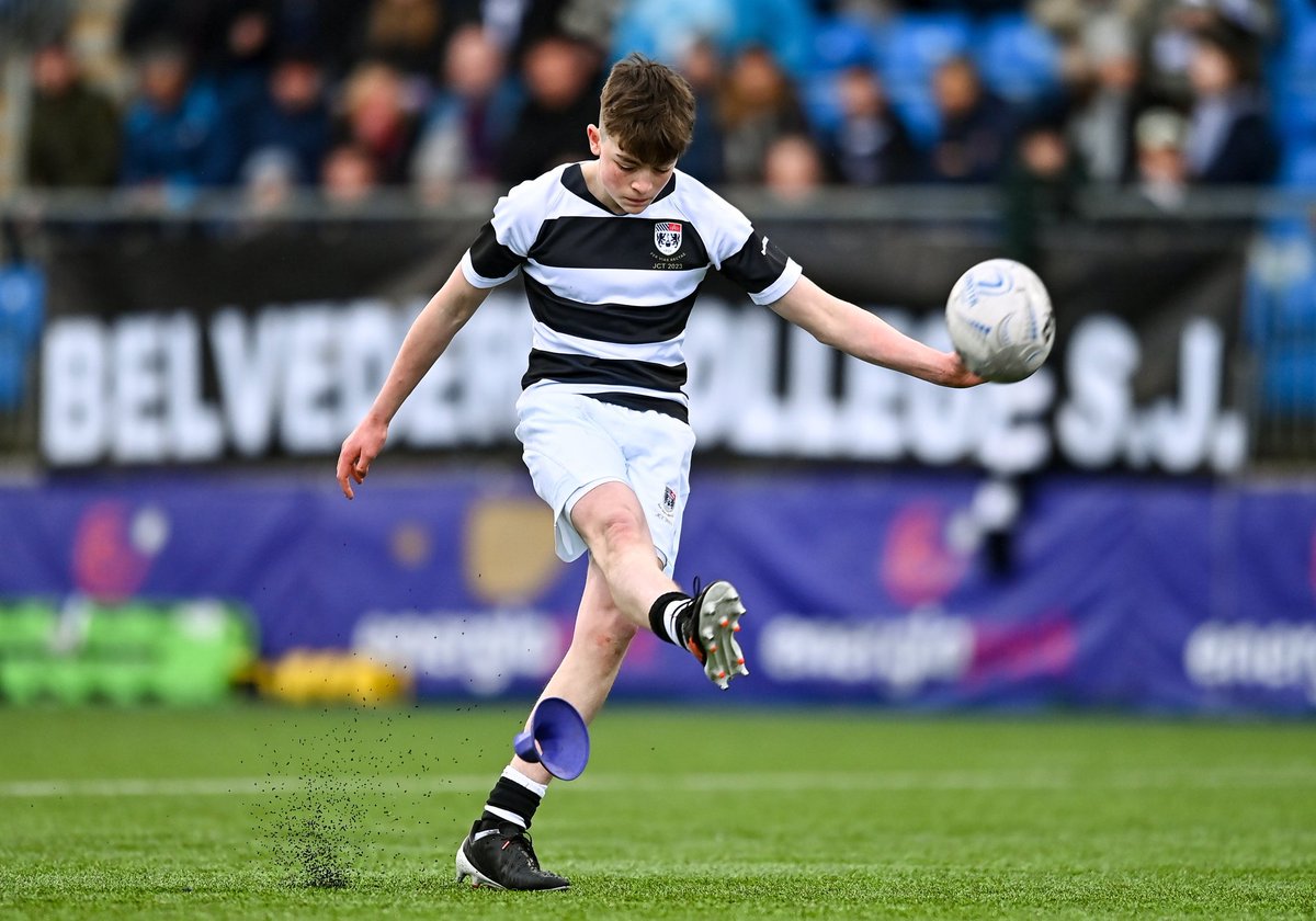 Leinster Domestic (@leinsterbranch) on Twitter photo 𝐅𝐮𝐥𝐥 𝐭𝐢𝐦𝐞
@BelvoSports 19-14 <a href="/CCRoscrea/">Cistercian College</a>
Belvedere College have booked their spot in the final four of the <a href="/bankofireland/">Bank of Ireland</a> Leinster Schools Junior Cup. 👊
#FromTheGroundUp 𝐅𝐮𝐥𝐥 𝐭𝐢𝐦𝐞
@BelvoSports 19-14 <a href="/CCRoscrea/">Cistercian College</a>
Belvedere College have booked their spot in the final four of the <a href="/bankofireland/">Bank of Ireland</a> Leinster Schools Junior Cup. 👊
#FromTheGroundUp