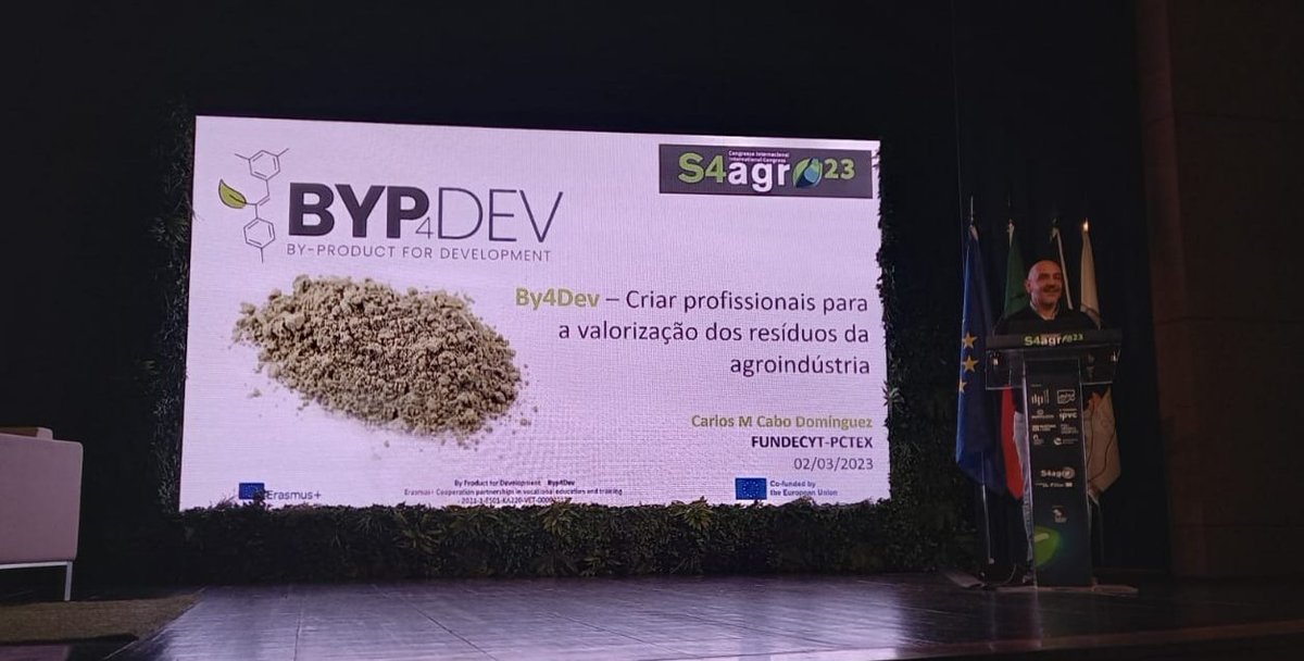 carlosmcabo's tweet photo. La valorización de subproductos es una oportunidad. Hoy hemos participado en el congreso #S4Agro23, organizado por #Inovcluster, de la región Centro de Portugal presentando algunas lineas de trabajo de @FundecytPCTEX en materia de #sostenibilidad, como @Byp4D, @prepsoil o #IAT. https://t.co/TPLymyuMua