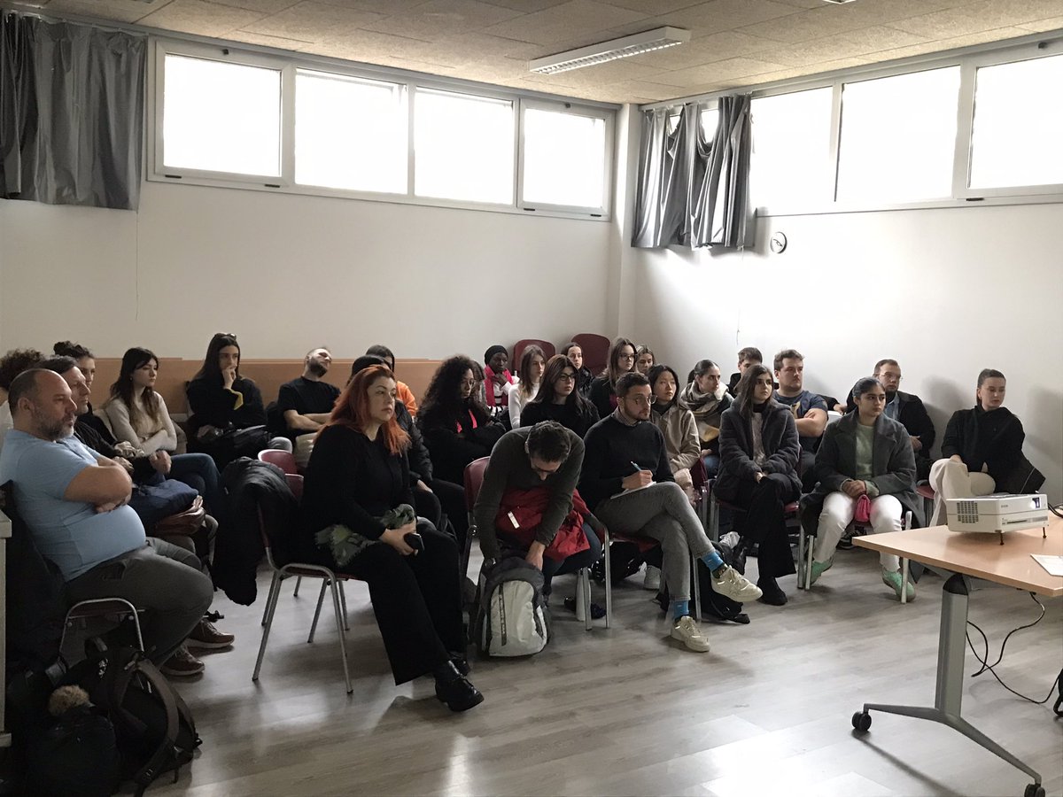 atomasb72's tweet photo. Thanks to
@icsgirona @girona_cat #ccvics_cat (xarxa centres cívics d Girona)
@salutcat (Agència de Salut Pública de Catalunya). Today we learned about the obesity GIAP project in #Gironaest. @UdGInfermeria @uth_gr @udine. #ErasmusBIPs https://t.co/XtemCTJ0Lu