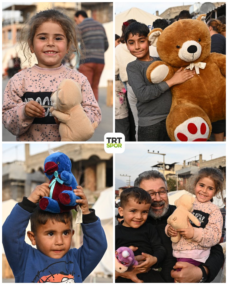 Beşiktaş 🆚 Fraport TAV Antalyaspor maçında taraftarların tribünlerden attığı binlerce oyuncak, Hatay'ın İskenderun ilçesindeki çocuklara dağıtıldı 😍🫶