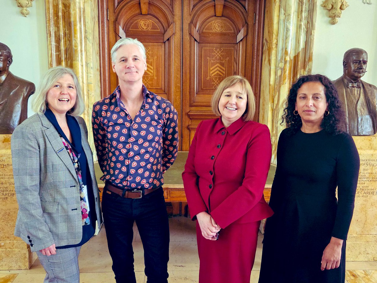 suicideresearch's tweet image. Enjoyed being at Cardiff City Hall today to speak at the Welsh National Suicide and Self-harm conference.

Also great to hear about excellent work going on in Wales: @ProfAnnJohn @lynne_neagle, @ClaireCotter6 and colleagues 

#PSSH