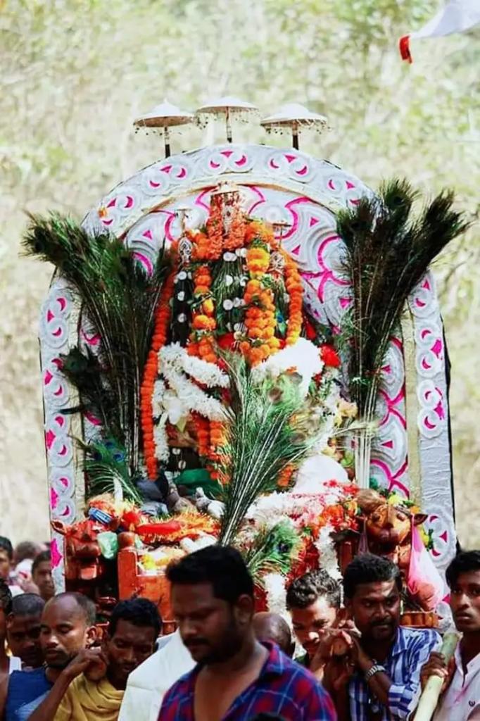 VAdkri's tweet photo. ଆରମ୍ଭ ହେଲା ଦକ୍ଷିଣ ଓଡ଼ିଶାର ଅନ୍ୟତମ ପ୍ରସିଦ୍ଧ ପର୍ବ " ବଡ଼ଯାତ୍ରା".
#ମାଲକାନଗିରି
#BadaJatra #Malkangiri https://t.co/iABf0MDrmp
