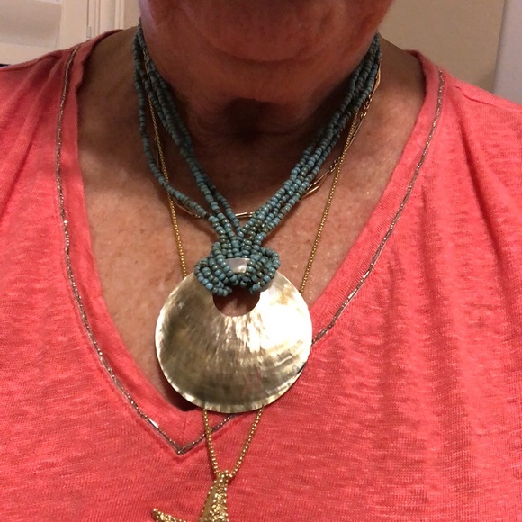 TaylorFoss5's tweet photo. So good I had to share! Check out all the items I'm loving on @Poshmarkapp #poshmark #fashion #style #shopmycloset #artisan #campuscouture #carters: https://t.co/2Jz6zl7Rb3 https://t.co/kGRsC0sNdc