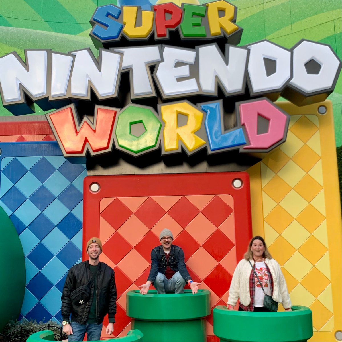 NinCartSociety's tweet photo. We are joined by special guest @rmogge to break down our recent adventure in Super Nintendo World! 

Apple: https://t.co/w9EKaMFKjr https://t.co/v8TcpjrCFf