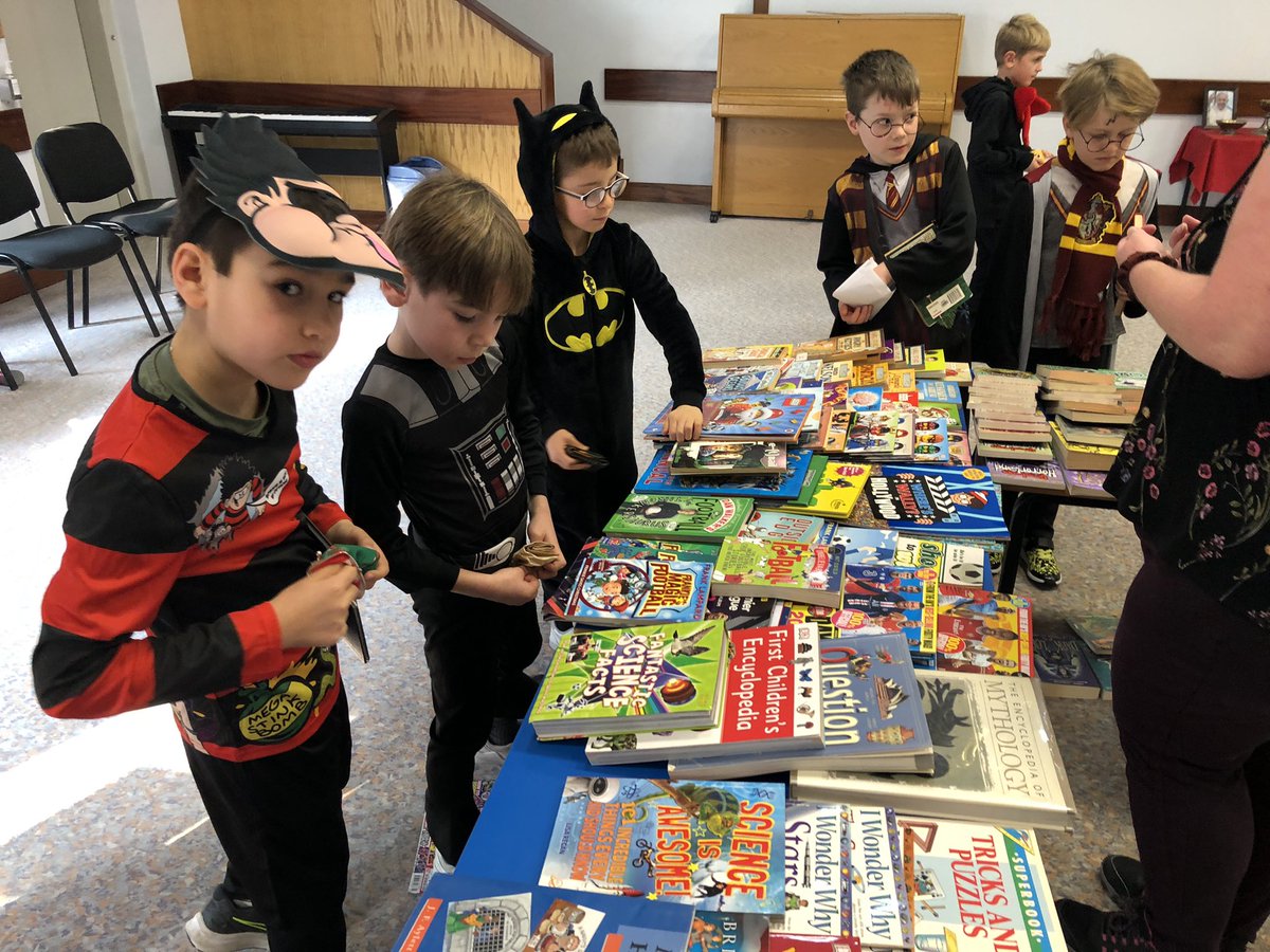 DLSjsyPrimary's tweet photo. Fabulous World Book Day! Boys (and staff) enjoyed dressing up as favourite characters and the PTA held a great book sale. Thanks to everyone who helped make it a day to remember. https://t.co/QNs517XDmb