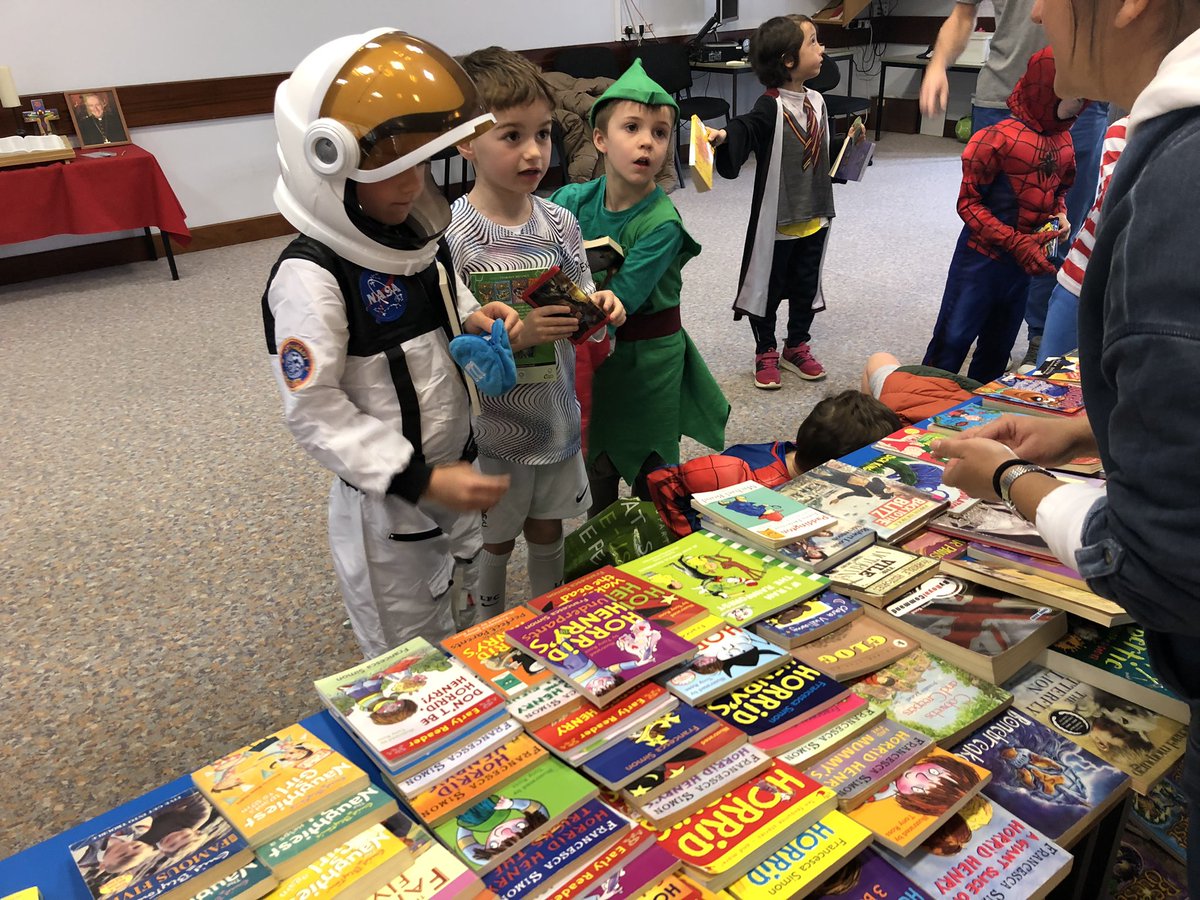 DLSjsyPrimary's tweet photo. Fabulous World Book Day! Boys (and staff) enjoyed dressing up as favourite characters and the PTA held a great book sale. Thanks to everyone who helped make it a day to remember. https://t.co/QNs517XDmb