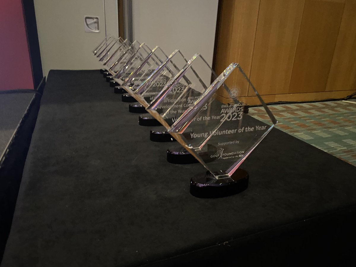 EnglandGolf's tweet photo. 😍 How good do these look? 

🏆 Thanks to @Burridgetrophy for supplying tonight’s trophy’s for our lucky award winners! 

#EGAwards2023 

🇺🇦 #EGStandswithUkraine 🇺🇦 https://t.co/iaCGs4Nez2