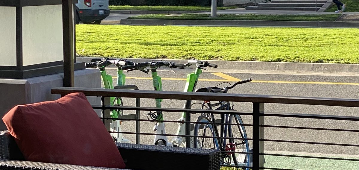 KatStevns's tweet photo. Took a @limebike scooter in @TheCityofSac. Truly seamless experience with the lock and park to mtg at local cafe @oldsoulco. Probably 1/4 way incl bike lanes. Can’t wait to see city continue to expand w/#freshkermit https://t.co/ztUPstWuSP