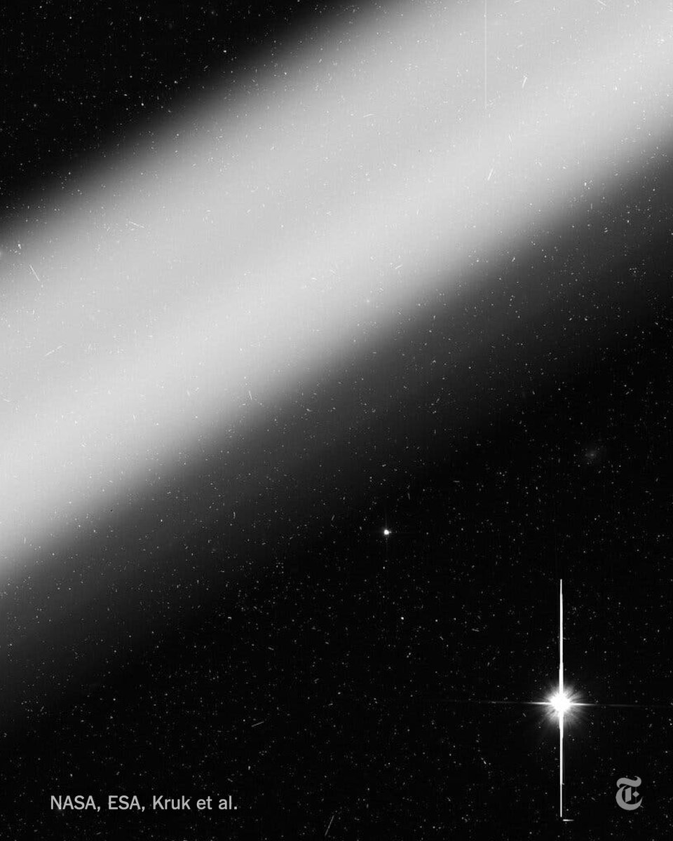 The Hubble Space Telescope is known for recording awe-inspiring images of the cosmos. But thousands of satellites launched by private companies like SpaceX are photobombing those images with streaks and light curves that can be impossible to remove. nyti.ms/3kDtnf1