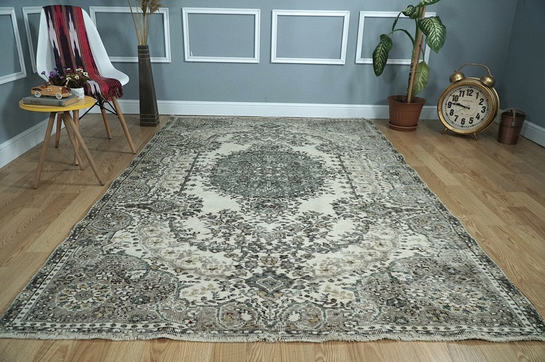 RugsLord's tweet photo. Boho Decor Rug 5.58x8.50 ft. H-2472  🙂👍
Wool-Woven-From 70’s 👌💞

https://t.co/v6zU620jJ0  via @Etsy
 
#beigerug #6x9rug #turkishrug #antique #apartmenttherapy #arearugs #beautifuldecorstyles #bohodecor #carpets #decor #decoration #handmaderugs #homedesign #howyouhome https://t.co/91ZukO5ZAC