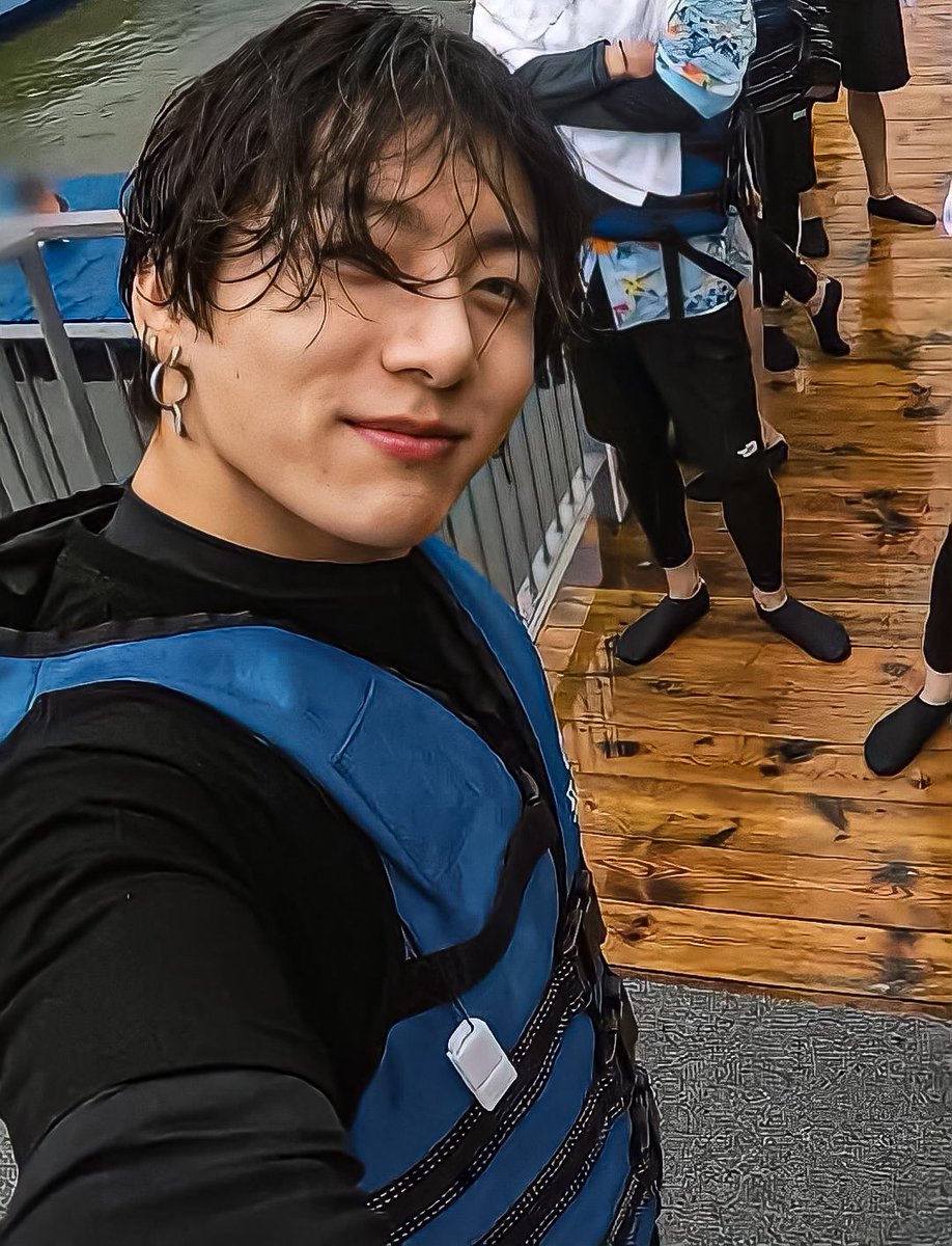 quer esquecer sua ex mulher? Vem pro cabaré.