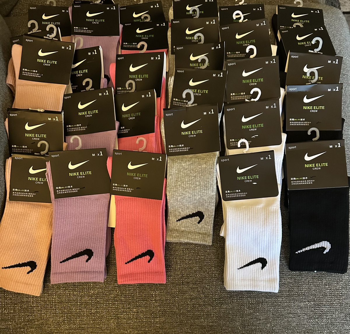 Relle_BoosieBoo's tweet photo. Get At My Sister Girl For The Nike Socks โ๏ธ@Sherrelle444 @Sherrelle444 @Sherrelle444 @Sherrelle444 ๐คช๐ฅณ#Supporttttt #8$ #Shopppp๐ https://t.co/gSyQBKBuL9