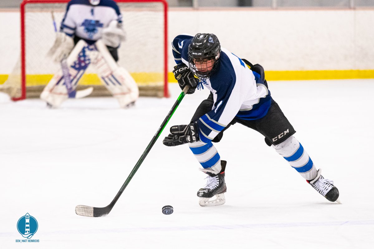mattheinrix's tweet photo. I recently uploaded photos from the @Boji_Mammoths matchup with Brandon Valley.

See more at https://t.co/kjGbeW6V6k https://t.co/TqswhTriTd