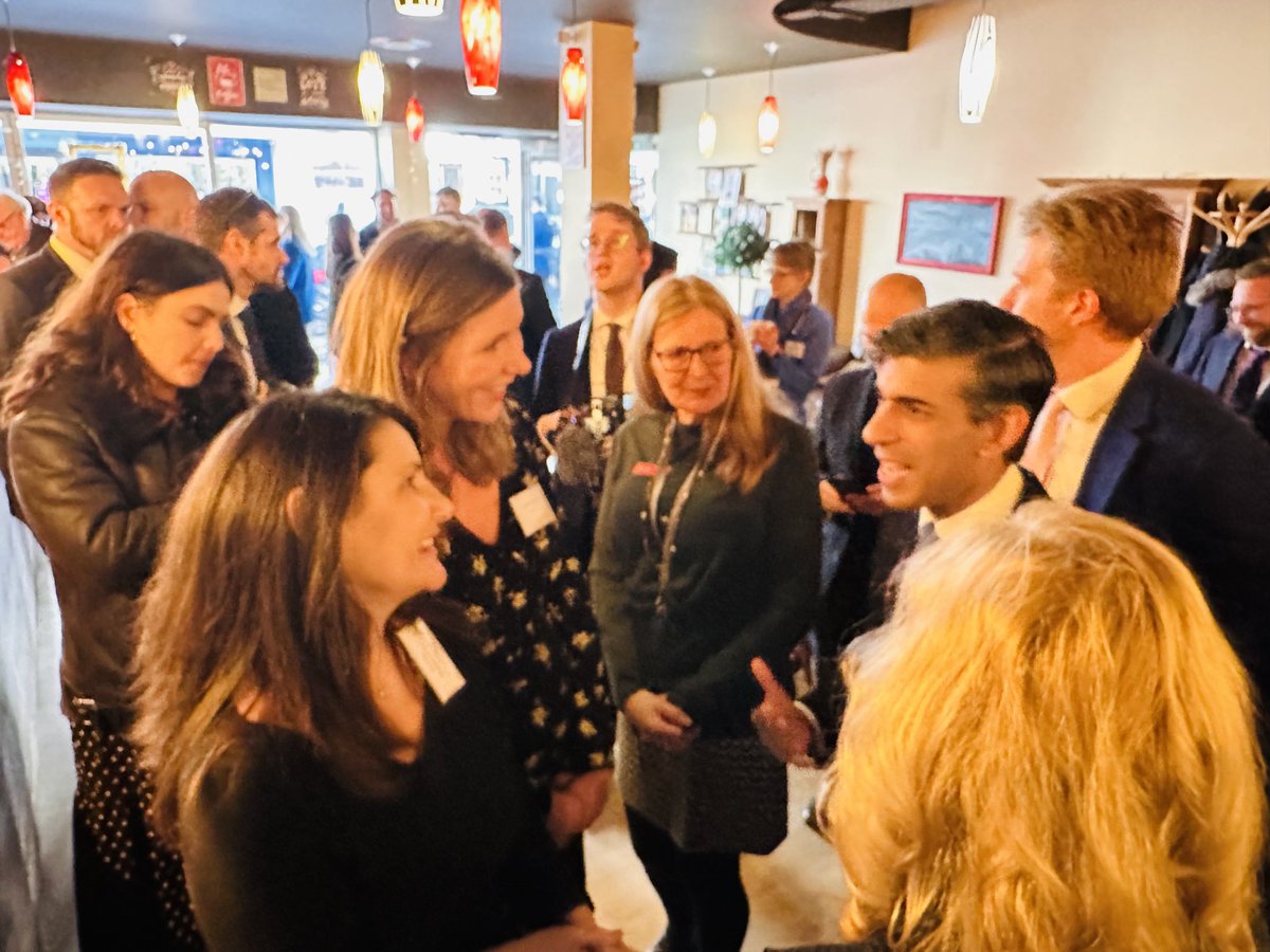 It’s not every day that the Prime Minister comes to Chertsey…he was thanking the community and we really appreciate him taking the time. He met so many community groups and volunteers ⁦. Volunteer today, good things will happen #volunteer