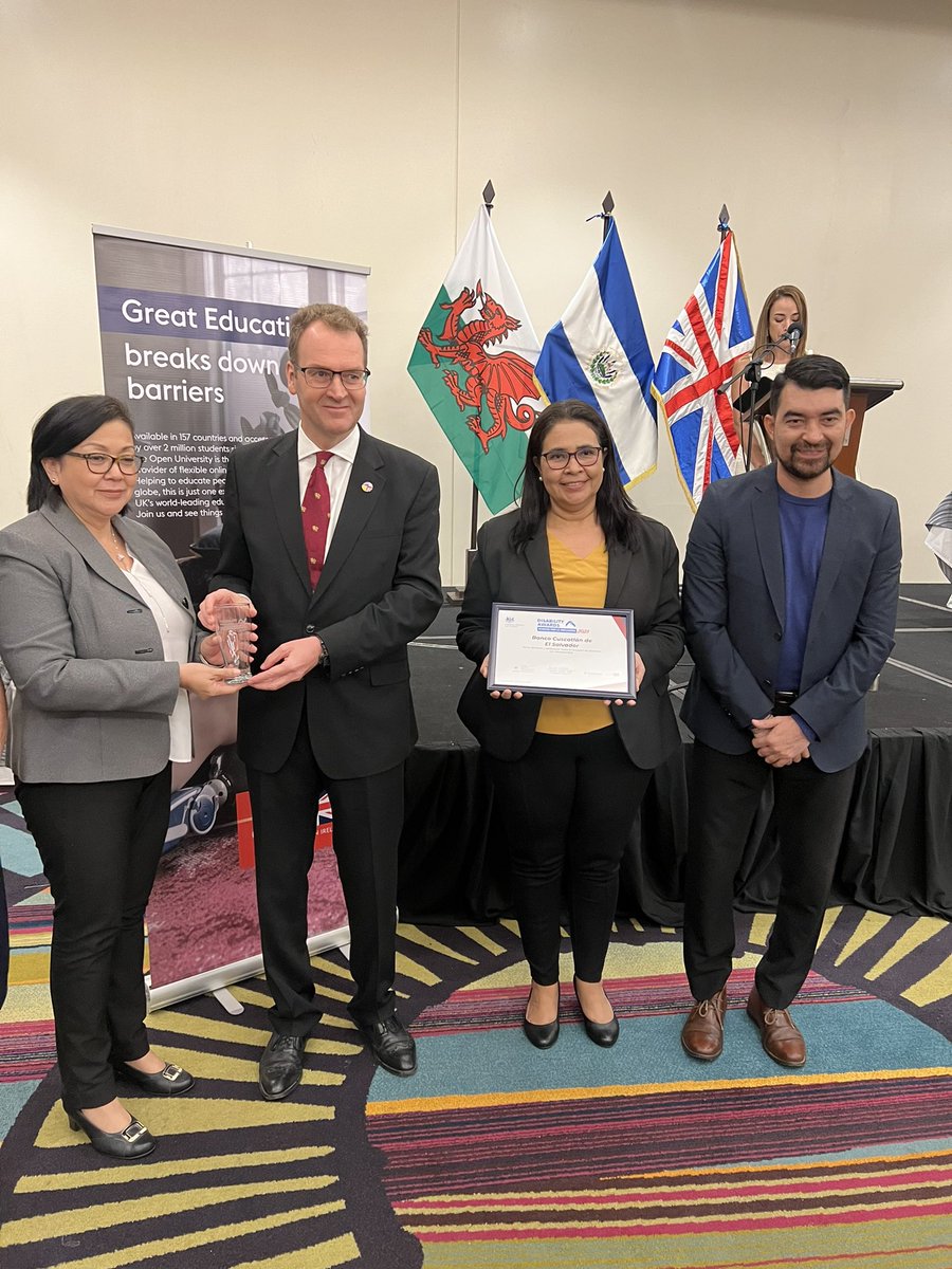 UKinElSalvador's tweet photo. #DisabilityAwards 🏆 reconoció a instituciones en seis categorías.
1. Empresa Privada:
🏆@CervezaCadejo
🏆Hotel Acantilados
🏆@SYKESEISalvador
🏆@TELUSint
🏆Walmart El Salvador
🏆@BancoCUSCATLAN
🏆 @TPEISalvador
¡Felicidades! https://t.co/KBKbynxcRY