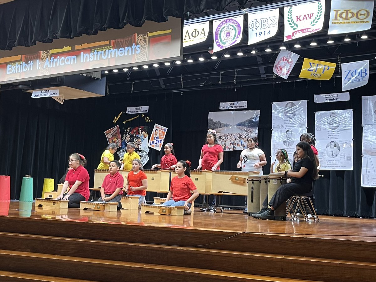 KarenAnai8's tweet image. Our @WorshamES_AISD Black History Program! 💚💛❤️✊🏽#WorshamGlows #AldineConnected #AceLevelUp #BlackHistoryMonth