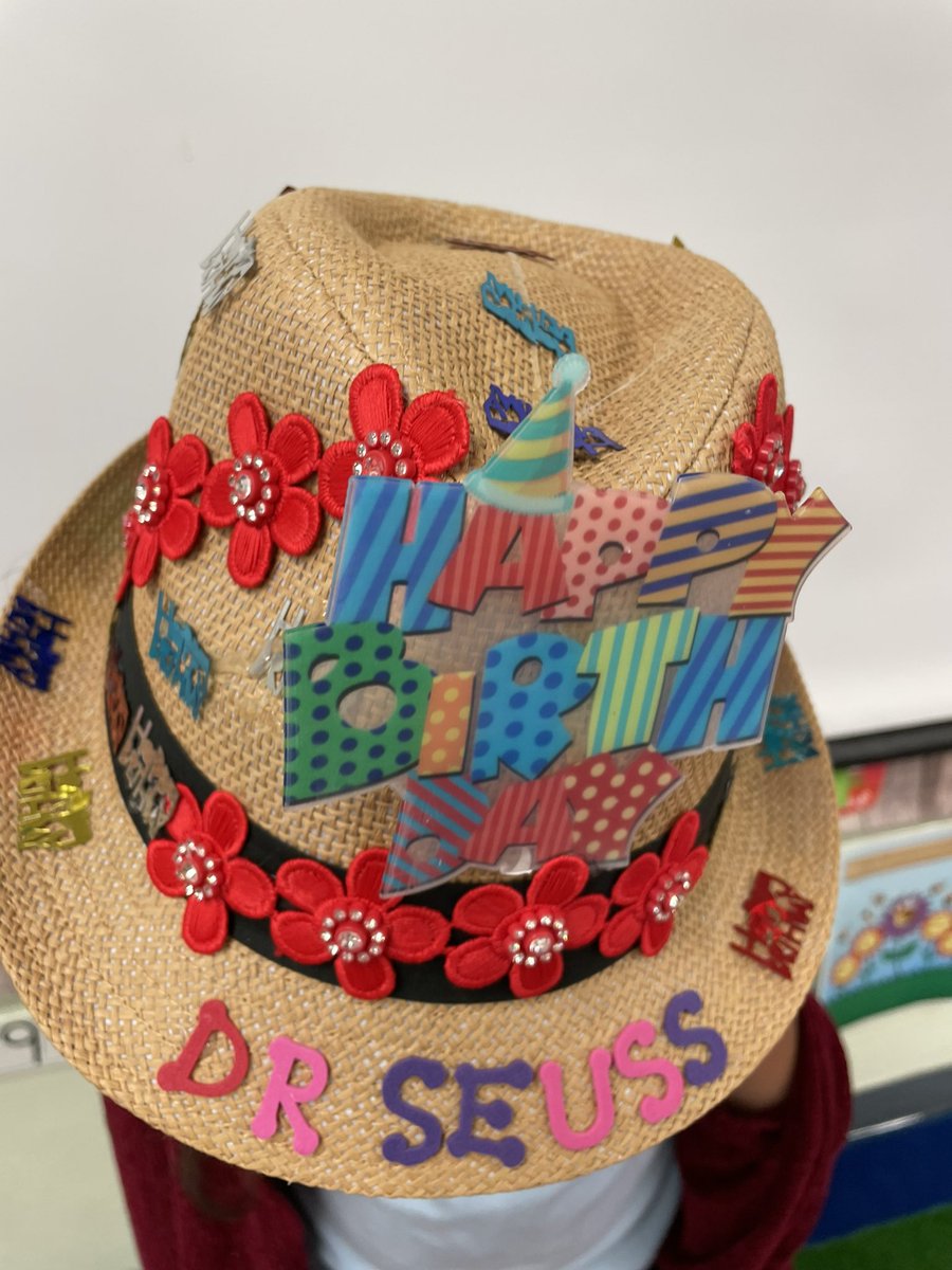 Carmen18106986's tweet photo. Happy Birthday Dr. Seuss!🥰Reading across @NeffECC @HISDECH https://t.co/h5ZMPQNaZ5