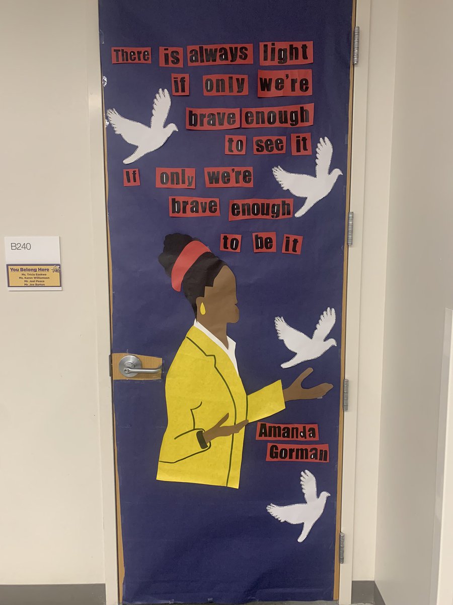 bsunkcaw's tweet photo. Great job to Gianna Ezekwe for her awesome decoration of the National Youth Poet Laureate, Amanda Gorman,
who is reciting a line from her famous poem, "The Hill We Climb", during President Joe Biden's inauguration on January 20th, 2021. https://t.co/o2uq5W8hxj