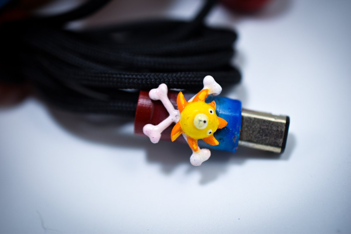 ⛵️ATTENTION STRAW HATS🗺

GIVEAWAY

Announcing our One Piece drop on 03/18!
Over  30 themed shells, and 10+ different button styles.

Like, Follow <a href="/QofDQ/">DQ Controllers</a> &amp; retweet to enter!

Comment your favorite One Piece character!