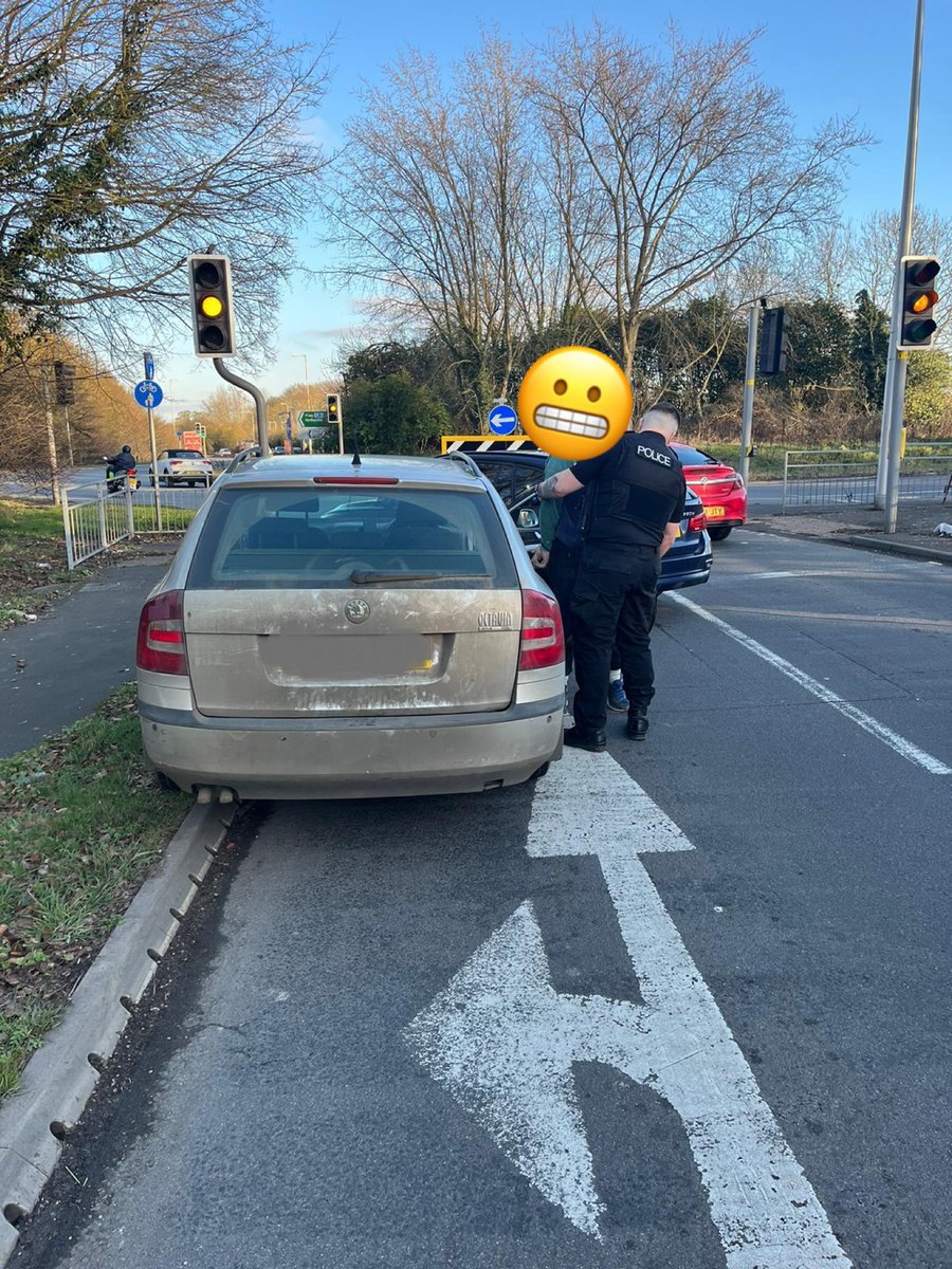 tvprp's tweet photo. This lad has been giving us the slip for quite a while. He’s a disqual driver. All 3 teams have been working hard on this one, #p1514 &amp; p5706 from #OXONRPBshift stumbled across him in Brackley @Northants_RPT. Male arrested for disqualified driving, no insurance, drug driving. https://t.co/GGZzErPkjJ