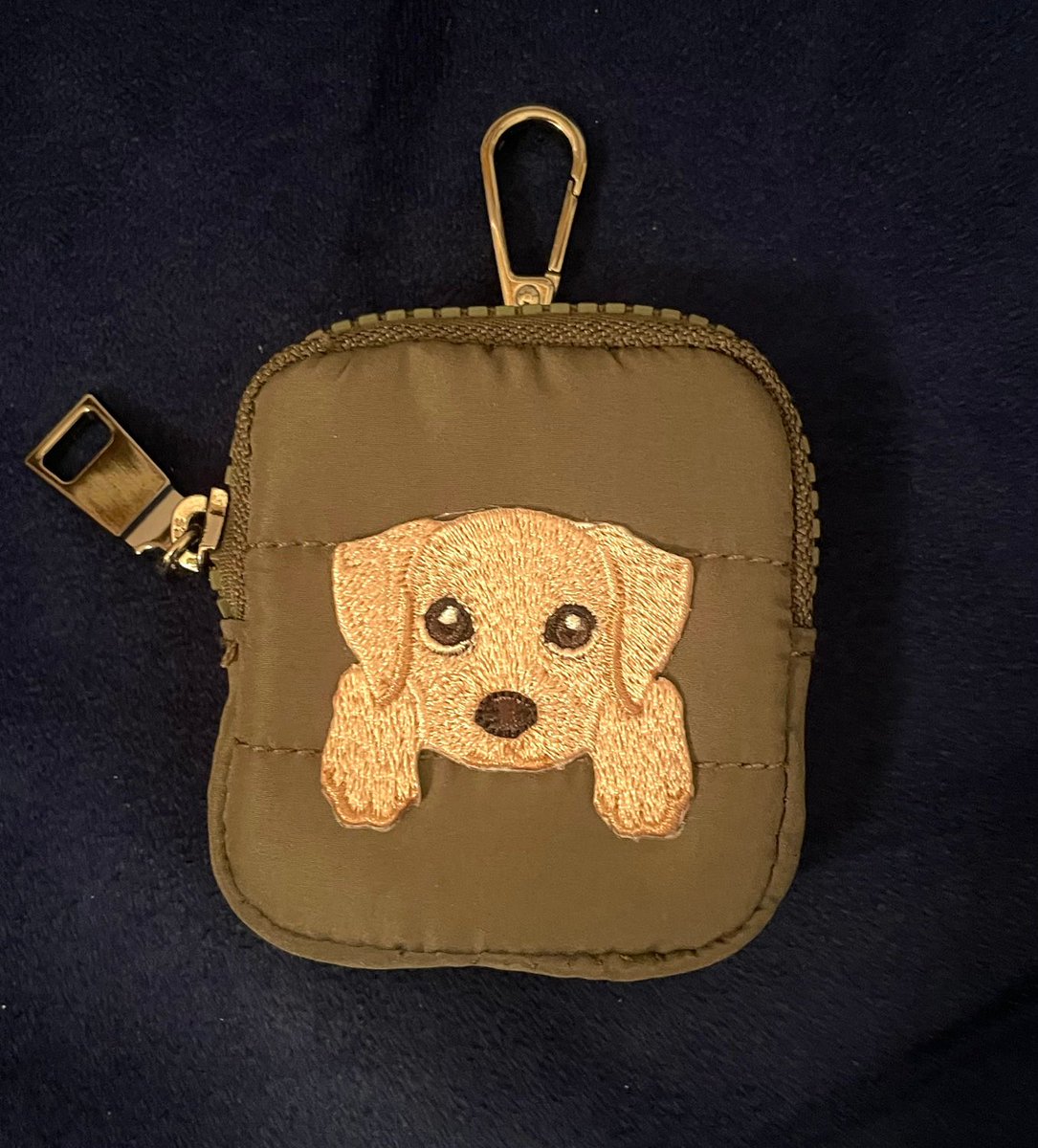 dr_deck's tweet photo. Freue mich, euch diesen Artikel aus meinem Shop bei #etsy vorzustellen: Kleines Täschchen mit Karabiner und Golden Retriever Applikation https://t.co/iEqiyETKOX
#hundetasche #haufi #haufibeutel #gassi #gassitasche #kleinetasche #goldenretriever #labrador #microbag #unterwegs https://t.co/cOXjIkpGZM