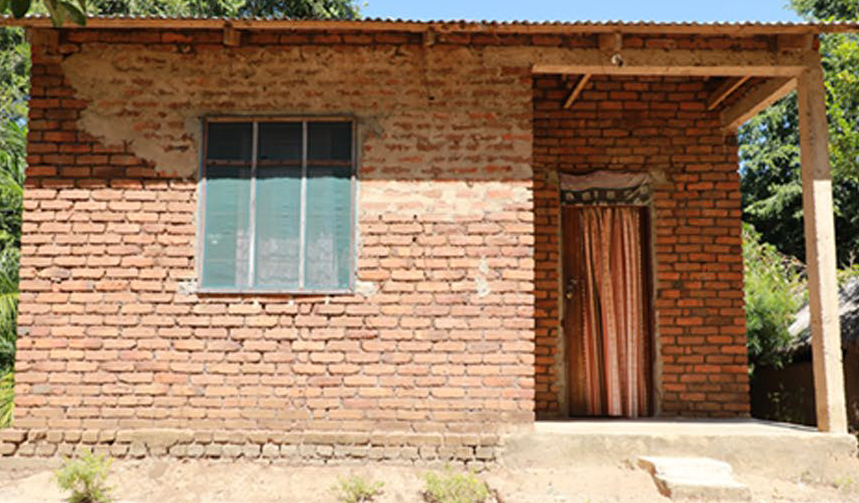 Building Better Homes to Fight Malaria
~
This study found that housing improvement is among the best understood and most preferred methods for malaria control in rural Tanzania. Community members invested significant efforts to improve their own homes malariajournal.biomedcentral.com/articles/10.11…
