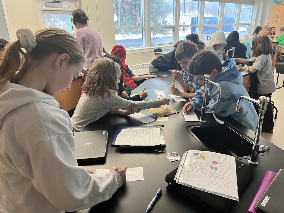 Acids vs bases lab using pH test and litmus paper test with 5th graders <a href="/CLSPrincipal_/">John Powell🐯</a> <a href="/Ss_1st_Always/">Mrs. Varney's Class</a> #EPSSTEM