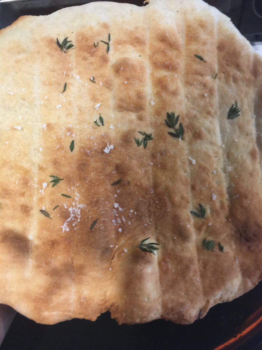 Sojurner19thSt2's tweet image. Making flatbread is not my thing! But it is most certainly my 18 year old’s Nadirah thaaaaaaang! She makes flatbread fresh from scratch daily! This is hot out of the oven! #APDTA Yummy! #HowToCook #HowToEatToLive #bread #baking
