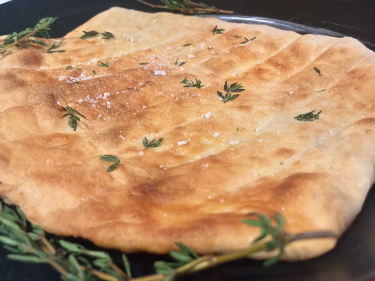 Sojurner19thSt2's tweet image. Making flatbread is not my thing! But it is most certainly my 18 year old’s Nadirah thaaaaaaang! She makes flatbread fresh from scratch daily! This is hot out of the oven! #APDTA Yummy! #HowToCook #HowToEatToLive #bread #baking