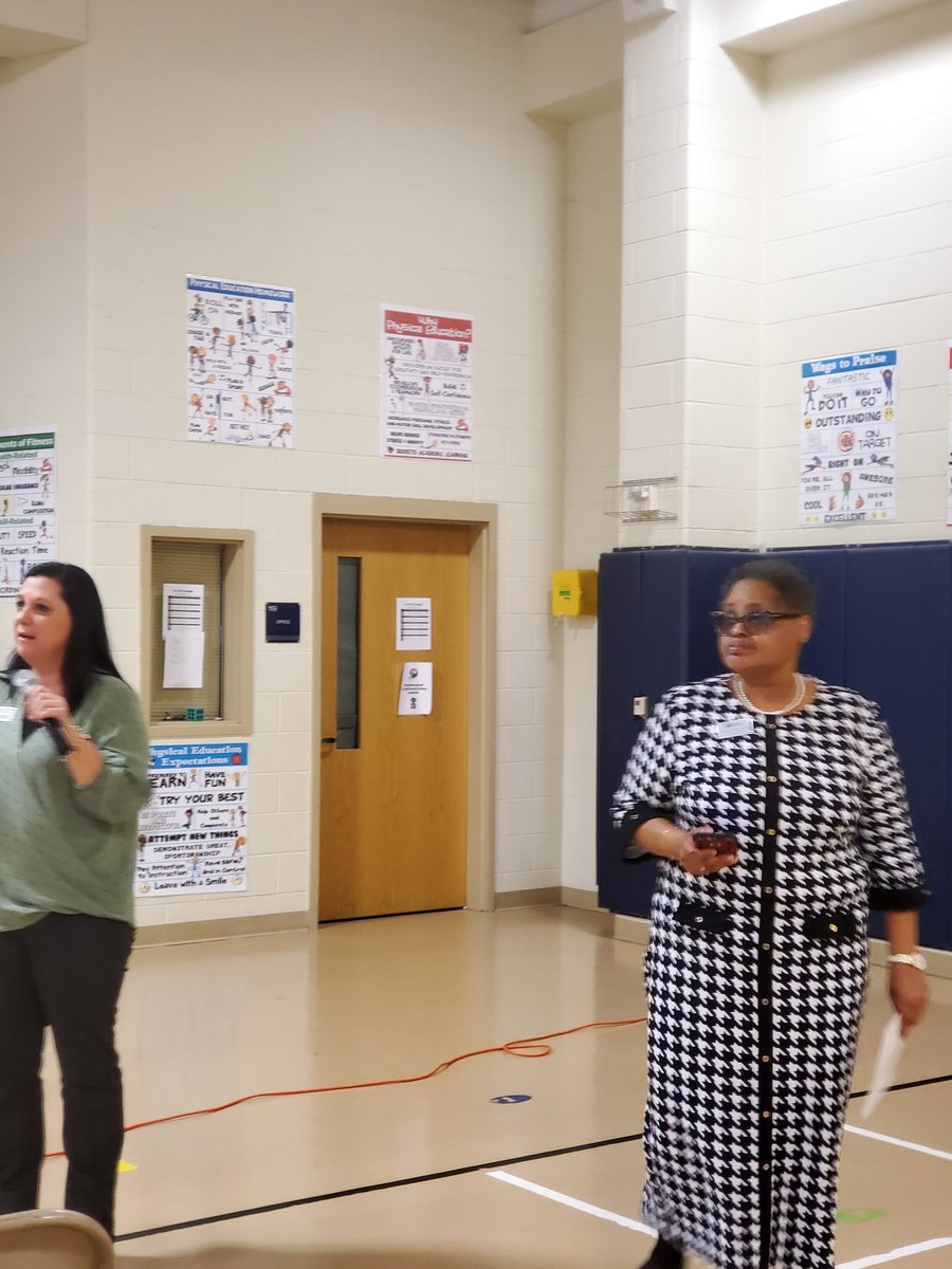Carol H. Artis (@carolartis) on Twitter photo Outstanding <a href="/WayneCountyPS/">Wayne County PS</a> program provided for parents of students 0-5 years old. Thanks to our community partners-<a href="/wcpl/">Wayne County Library</a>, @PFCW, the Raising Readers program, Food Lion and Mrs Vernetta Smith for the great presentations. Outstanding <a href="/WayneCountyPS/">Wayne County PS</a> program provided for parents of students 0-5 years old. Thanks to our community partners-<a href="/wcpl/">Wayne County Library</a>, @PFCW, the Raising Readers program, Food Lion and Mrs Vernetta Smith for the great presentations.