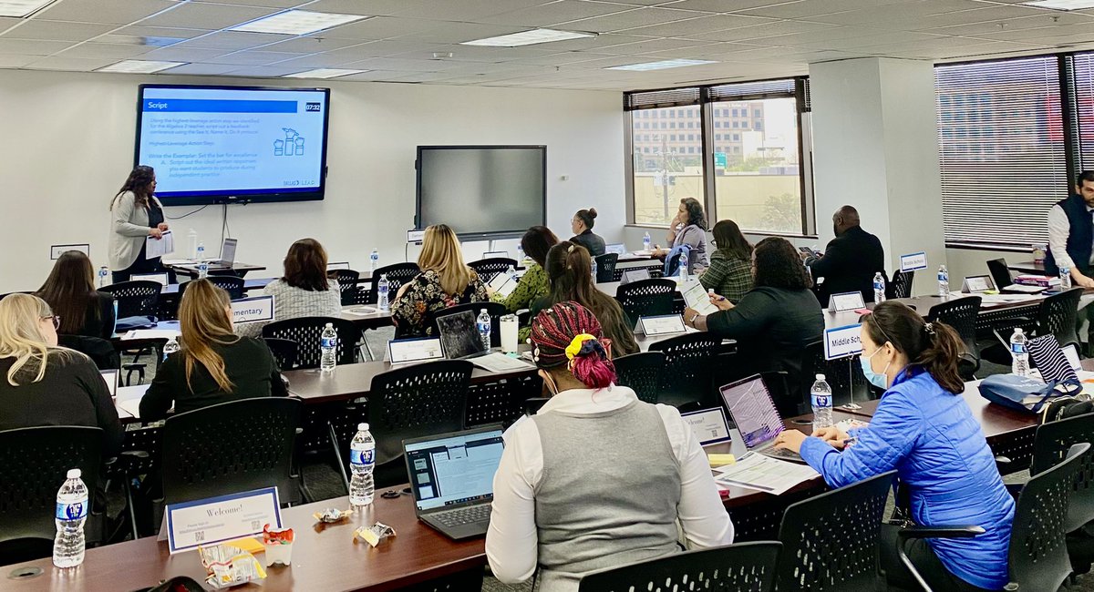 aaron_aguirre5's tweet image. @stemburns leading @LEAD_DallasISD NAPA Y2 through observation and scripted feedback #perfectpractice