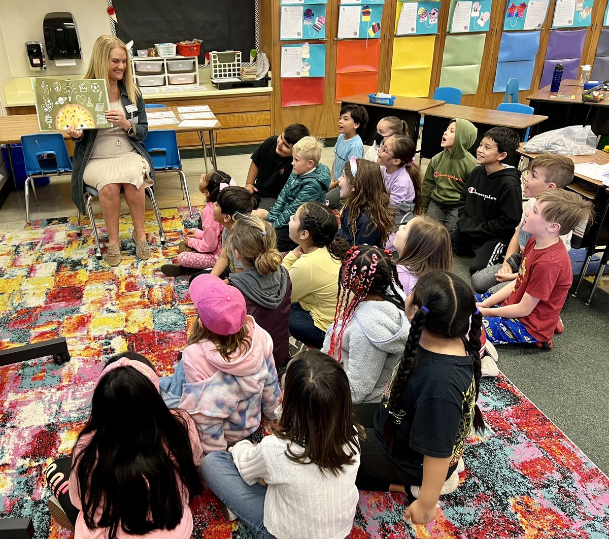 Celebrating reading with amazing 2nd grade scholars @MadronaMustangs.  Thanks for having me, @ConejoValleyUSD ♥️💙📕📘
#ReadAcrossAmerica2023 @VCOE_ESE @VenturaCOE