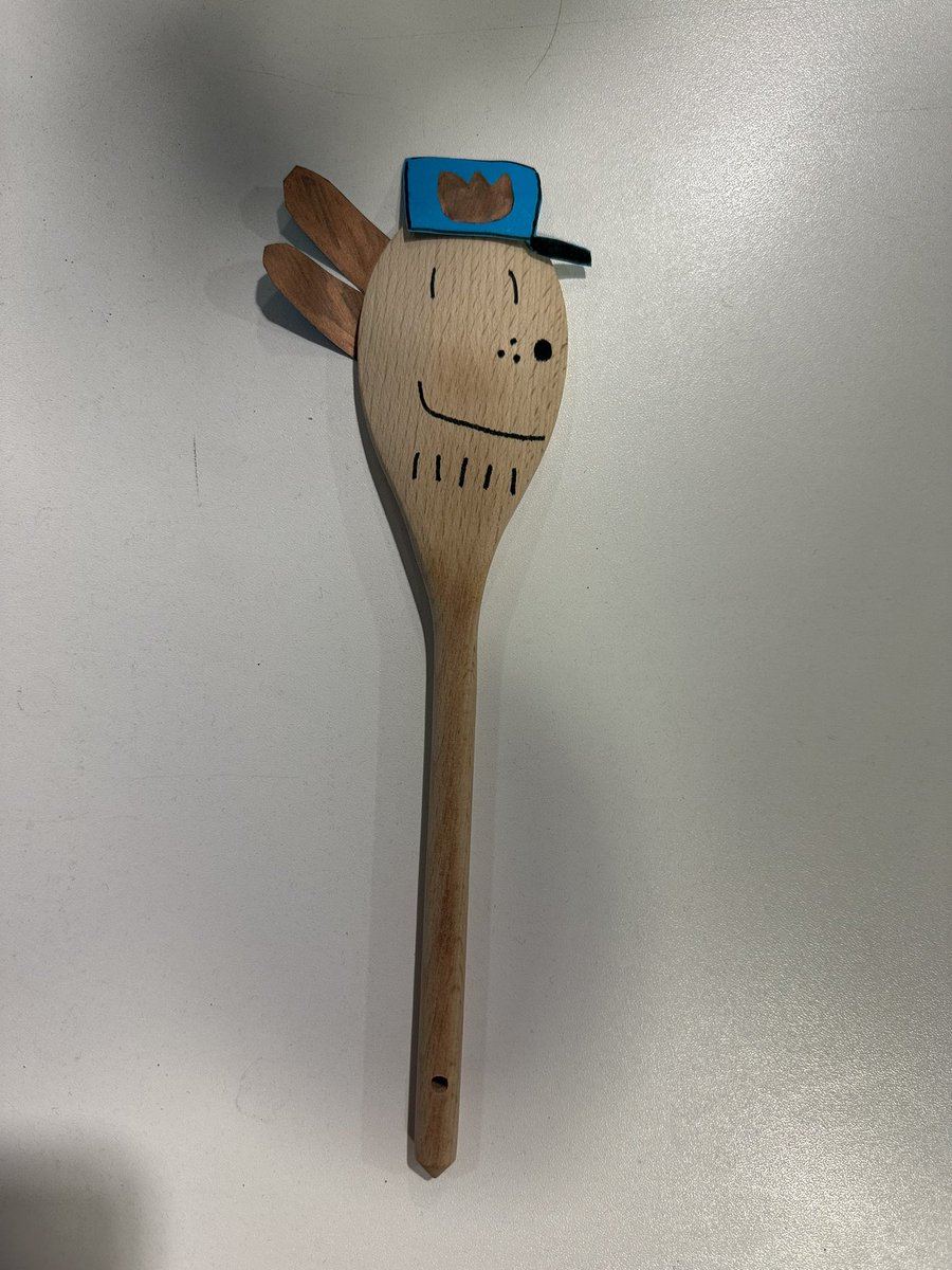 Congratulations to our KS2 house competition winners! Your wooden spoon book characters were awesome!👏🏻😎📚 <a href="/Kbahousechamp/">KBA House Champ</a> @KbaPrimary <a href="/KBuccleuchA/">KBA</a>