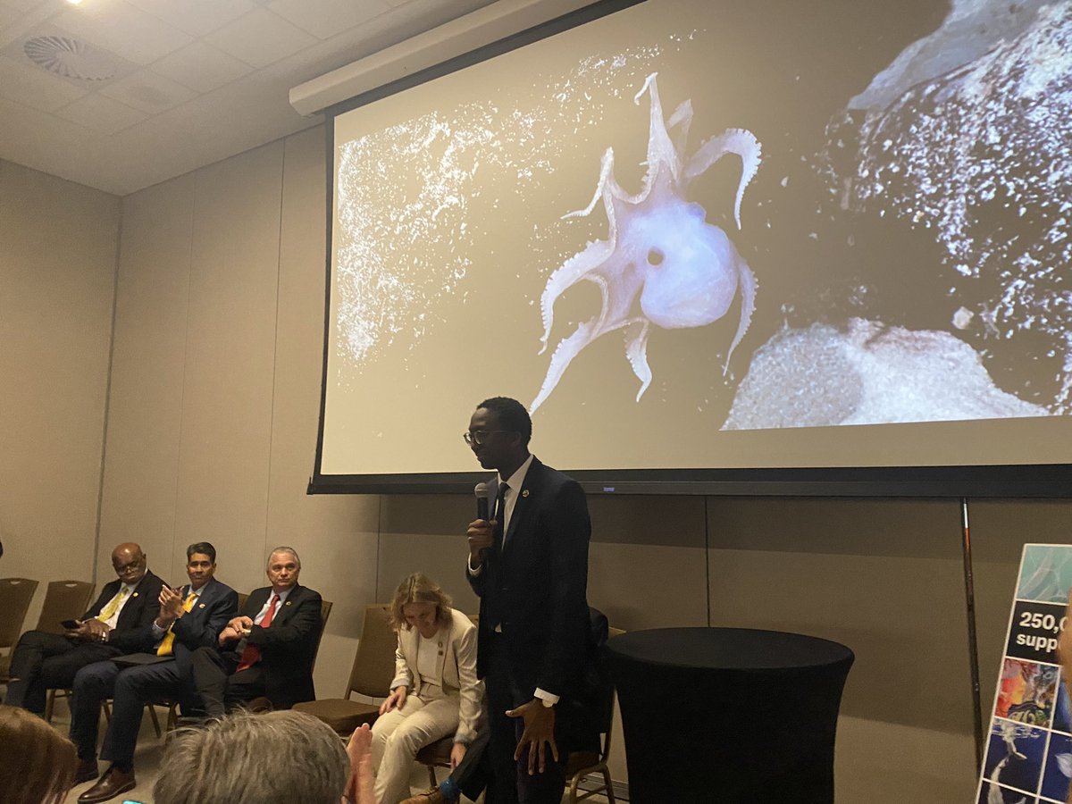 Minister of the Sea of France <a href="/HerveBerville/">Hervé Berville</a> calls for a pause on #DeepSeaMining this year at #OurOceanPanama: “I don’t think it will be possible to do deep-sea mining without irreversible damage” #DefendTheDeep