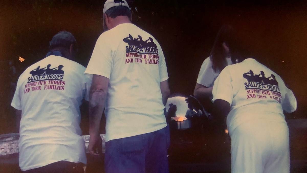 At Hawthorn, we love our country and its Veterans.  one year we hosted a BBQ for the brave men and women being deployed to serve the USA. It was our honour to work alongside of them for the day. Staying with us? we provide a Military Discount.  #tbt #USA