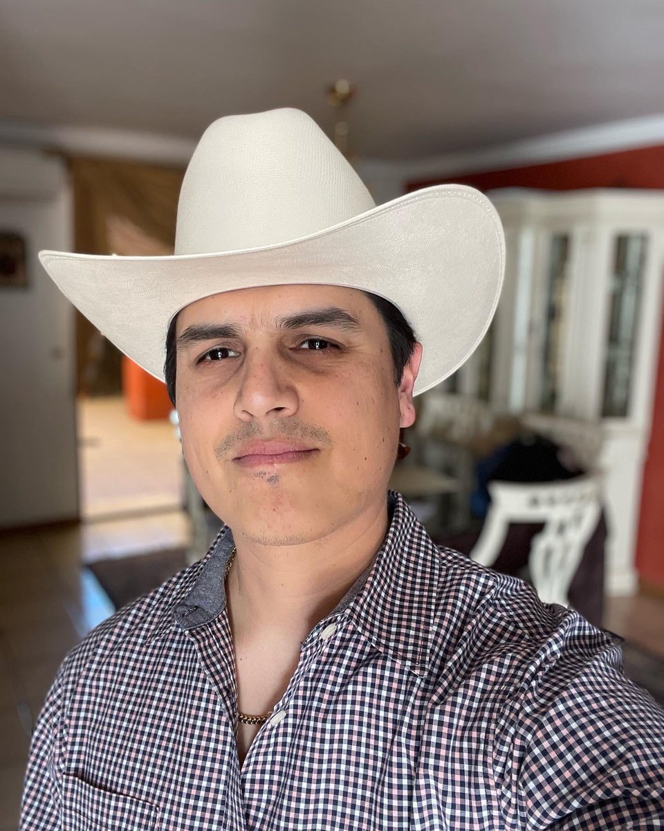ReguloCaro's tweet photo. ✌🏼🤠✌🏼😬  en Juliacan https://t.co/BOQrym7ADe
