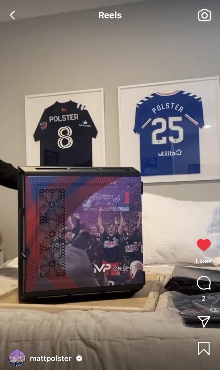 revolutioncntrl's tweet image. Matt Polster got a custom PC with him raising the Supporters Shield #NEREVS #NETID #MLS