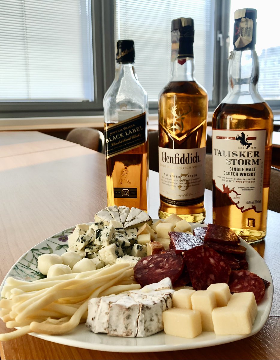 Yesterday’s journal club was followed by whiskey and charcuterie to celebrate our recent papers 🥃🧀🥓🎉