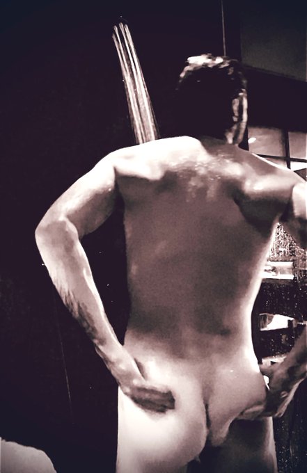 oldie but a booty https://t.co/hxCSGdnQ0M