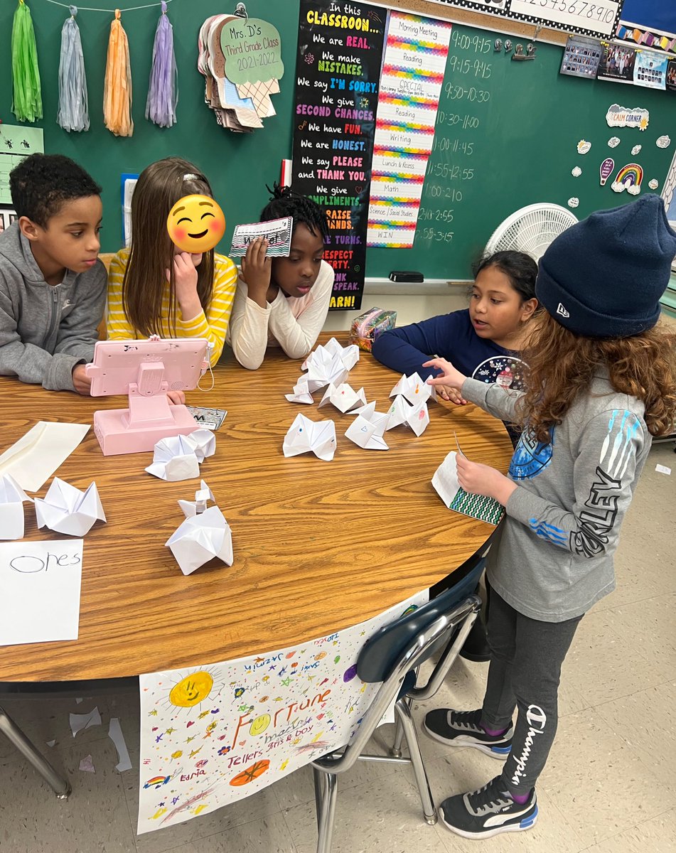 MrsDummeldinger's tweet photo. This trimester, the third graders have been learning all about the Economy. This week, they planned, produced, and sold products to their classmates! Check out their awesome store setups! 💰 @htsd_mcgalliard https://t.co/kFqVZOMpvU