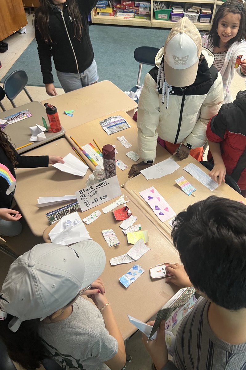 MrsDummeldinger's tweet photo. This trimester, the third graders have been learning all about the Economy. This week, they planned, produced, and sold products to their classmates! Check out their awesome store setups! 💰 @htsd_mcgalliard https://t.co/kFqVZOMpvU